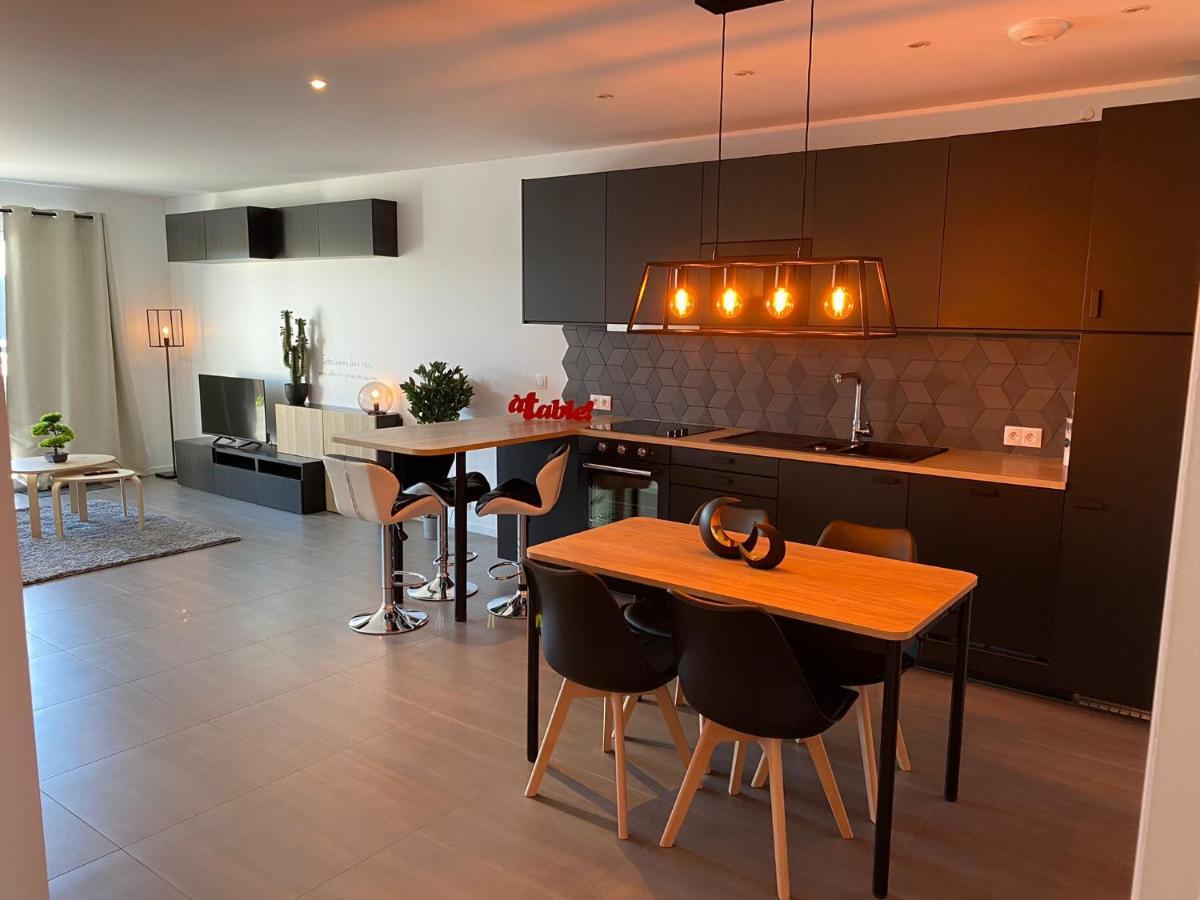 GOLD COCOON T3 74m2 proche centre ville Villejust Extérieur photo